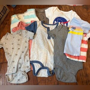 Assorted Baby Short Sleeved 12mo Onesies